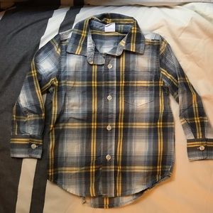 3/$12 Baby Gap Button Up